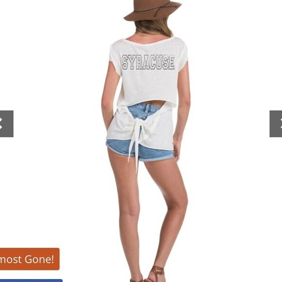 FSU seminoles let loose open back tee shirt Sz. Medium white black tissue - Picture 2 of 7